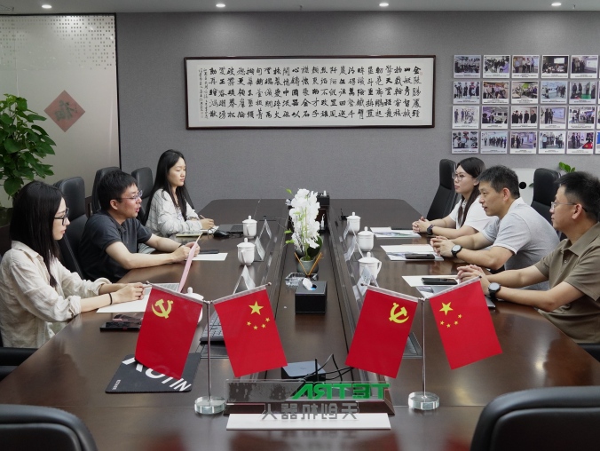 压缩.jpg